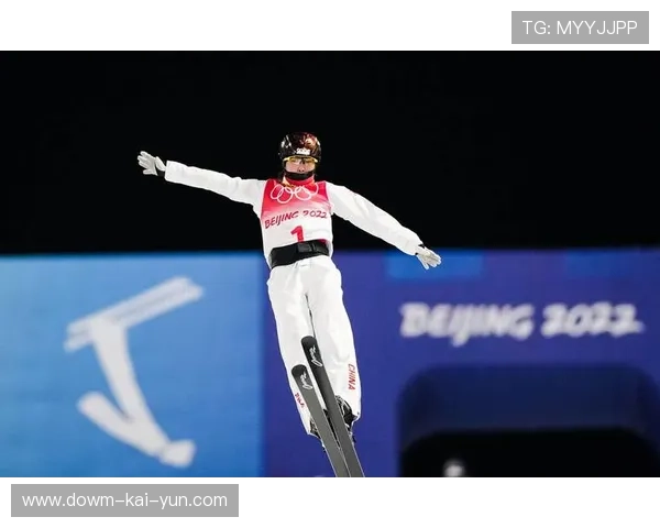 自由式滑雪世界杯卢卡站中国选手表现抢眼,徐梦桃女子个人项目夺魁